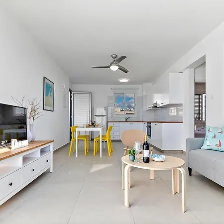 The Sea View Dream Apartament *